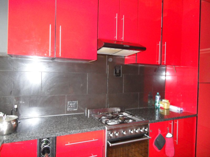 Townhouse For Sale - Photo 9