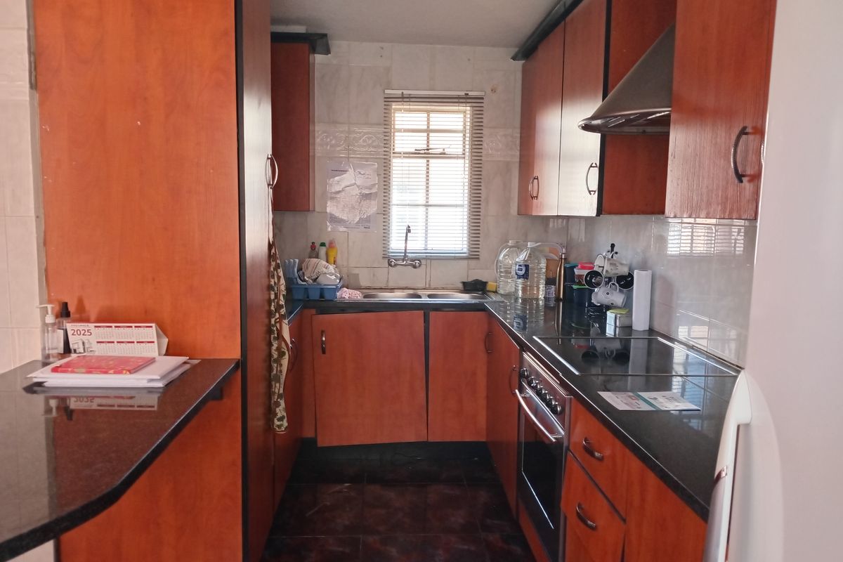 Duplex Townhouse For Sale - Photo 5