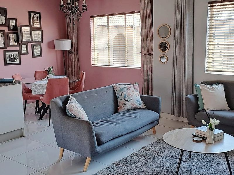 Apartment For Sale In Randburg - Photo 6