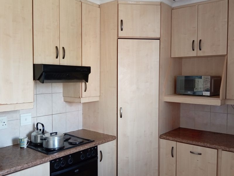 Endearing 2 bedroom townhouse for sale in Standerton Central. Perfect for comfortable living! - Photo 5