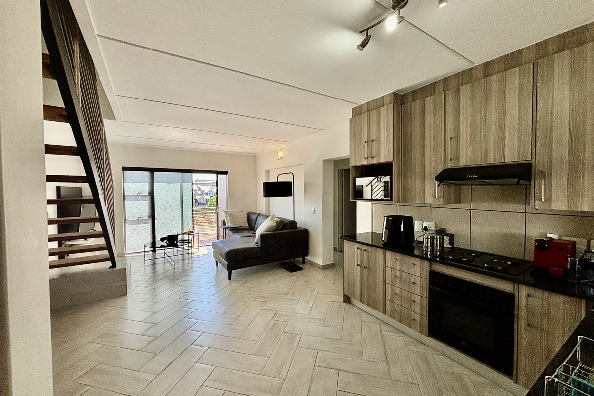 Stunning 3-bedroom apartment in Barbeque Downs, Midrand—modern living with great amenities awaits! - Photo 5