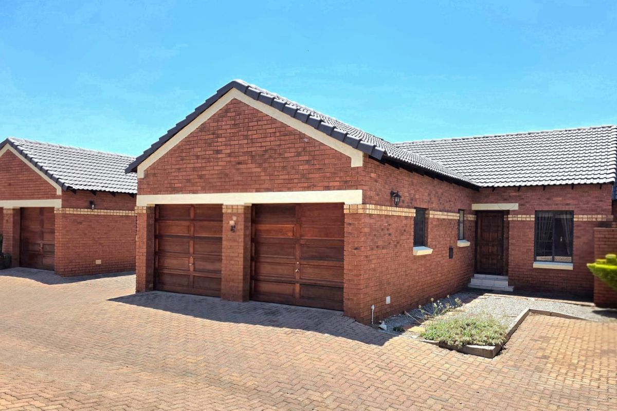 This is YOUR home!! - Photo 3