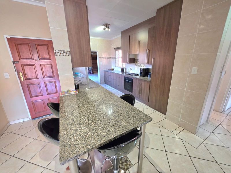 This is YOUR home!! - Photo 8