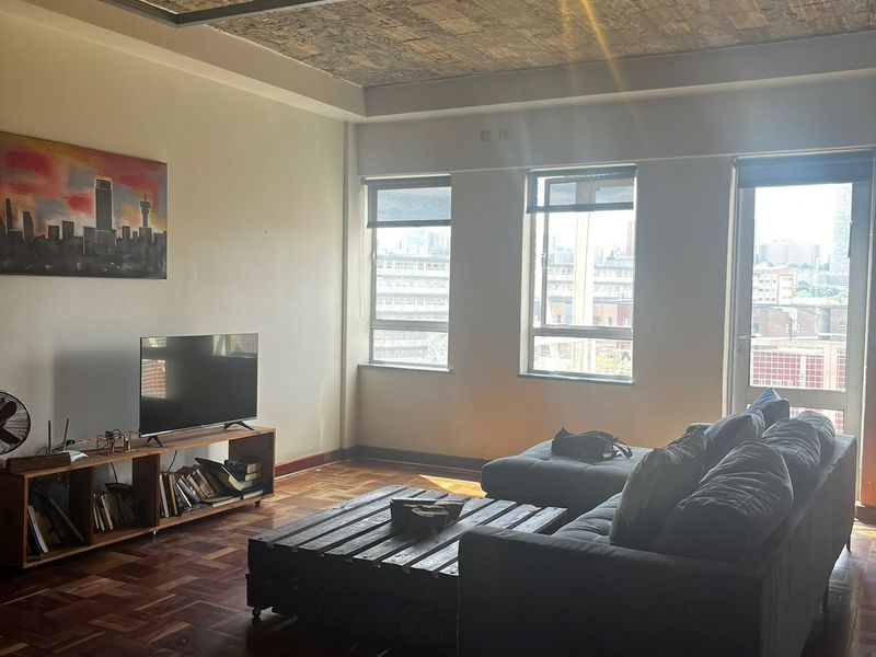 Big Studio Apartment For Sale In Maboneng - Photo 10
