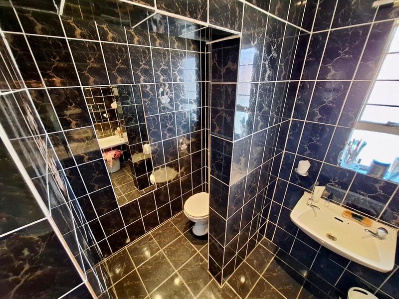 Three Bedroom Investor’s Dream - Photo 7