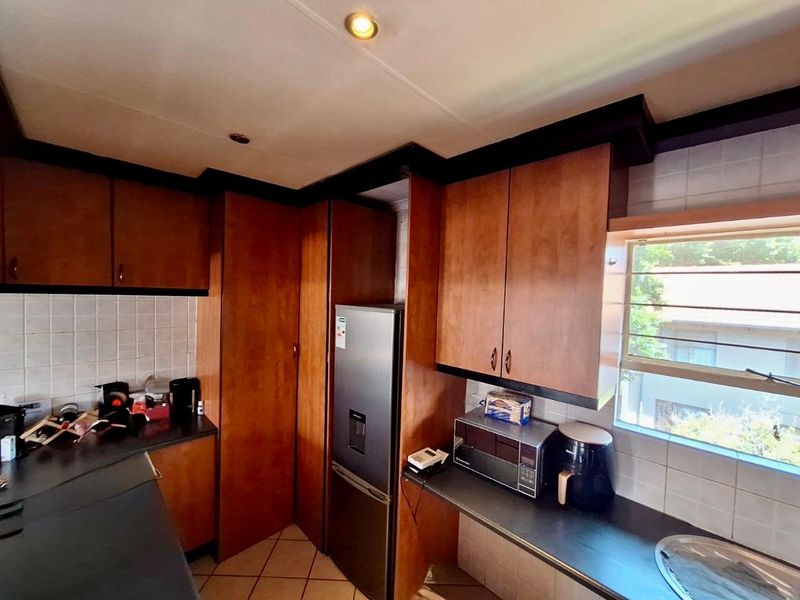 Three Bedroom Investor’s Dream - Photo 2