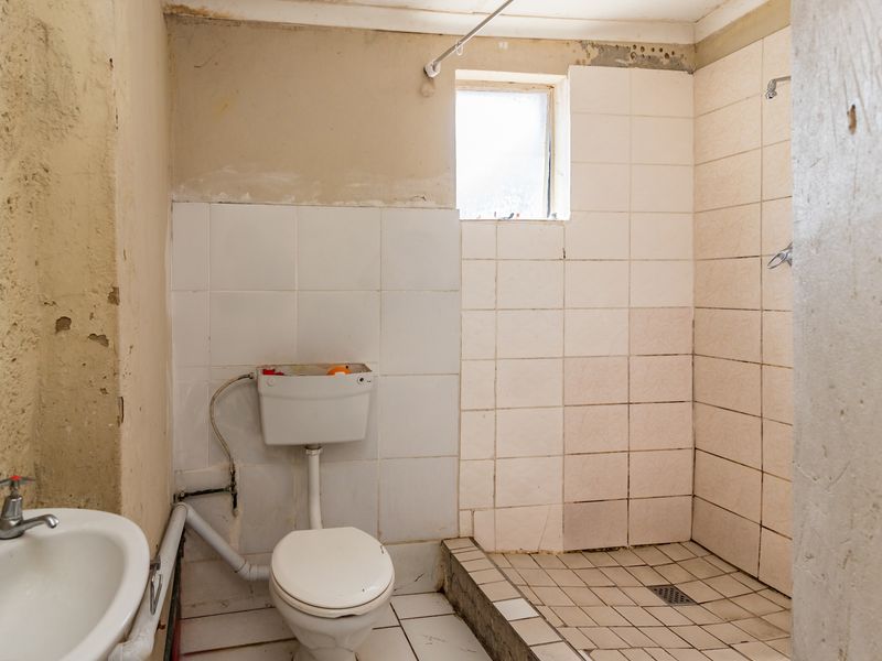 10-bedroom shared house - Photo 6