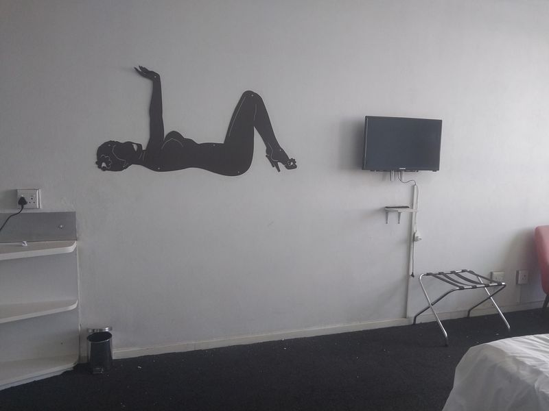 Main Street Life Studio To Rent - Photo 9