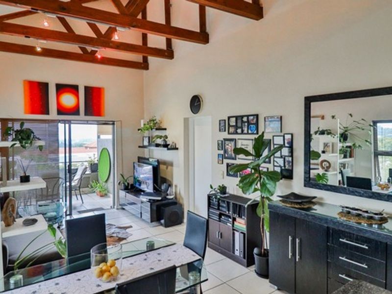 STYLISH APARTMENT IN MOST DESIRABLE LOCATION BRYANSTON FOR SALE R 1.499.000 - Photo 7