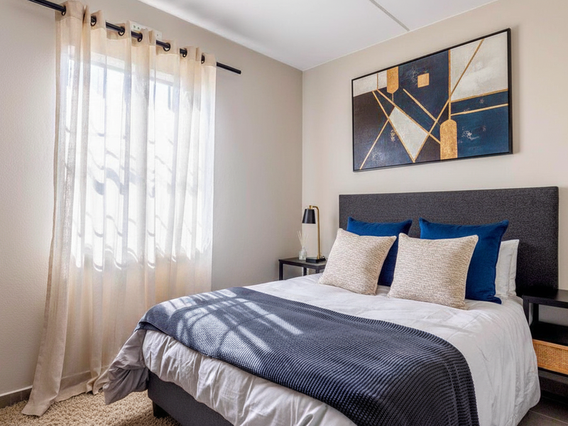 A Modern 2 bedroom, 1 bathroom Apartment, in Theresapark - Photo 10