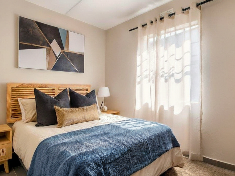 A Modern 2 bedroom, 1 bathroom Apartment, in Theresapark - Photo 8