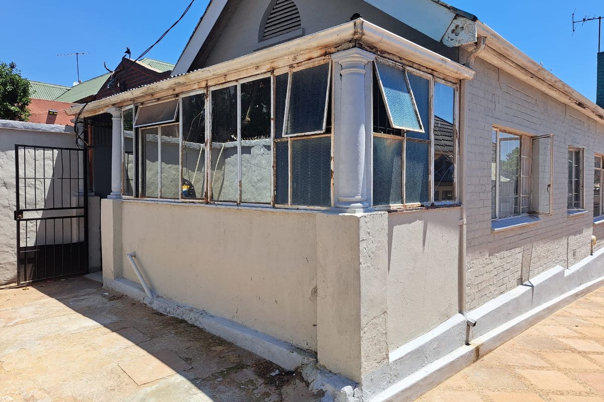 House For Sale In Johannesburg - Photo 5