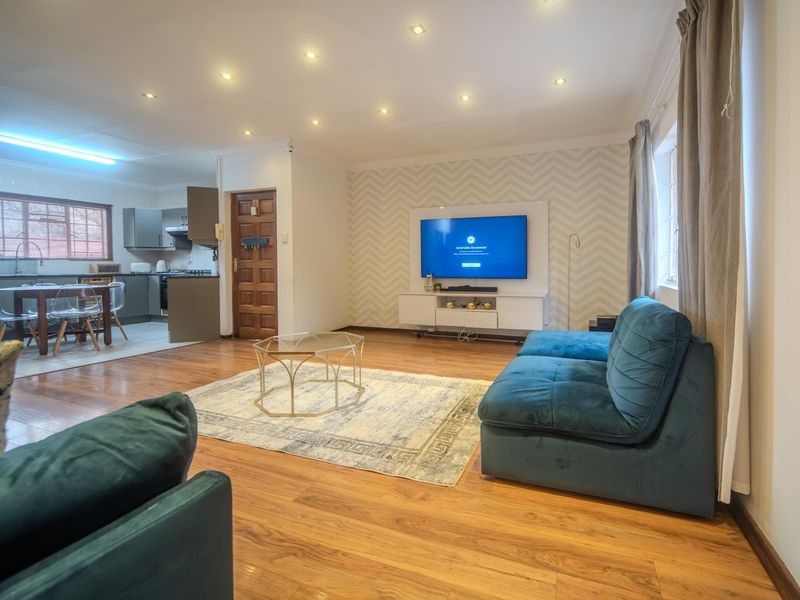 Stunning 2-bedroom townhouse in Standerton Central, perfect for cozy living, and convenient access! - Photo 7