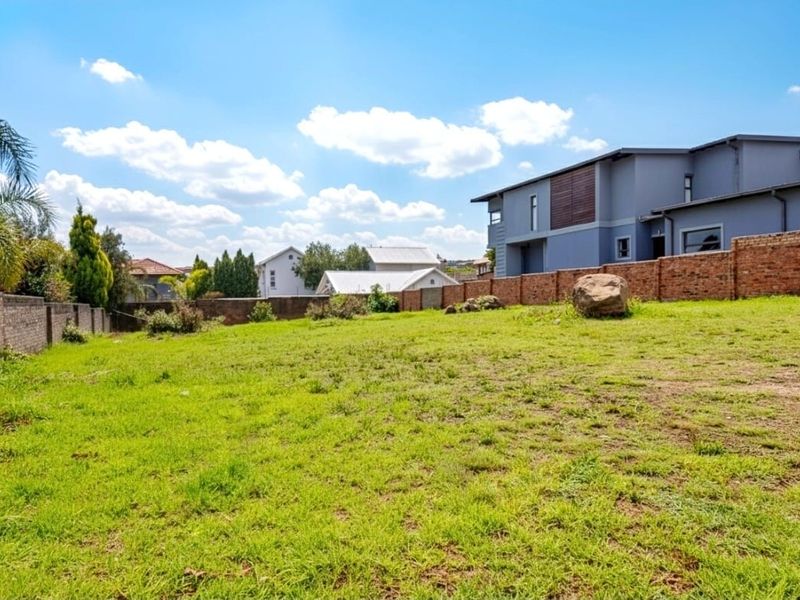 Build Your Dream Home in a Secure Lifestyle Estate - Photo 2