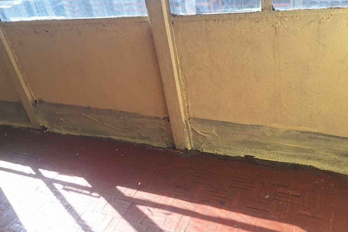 The Biggest 2 Bed In The Entire Building - Photo 5