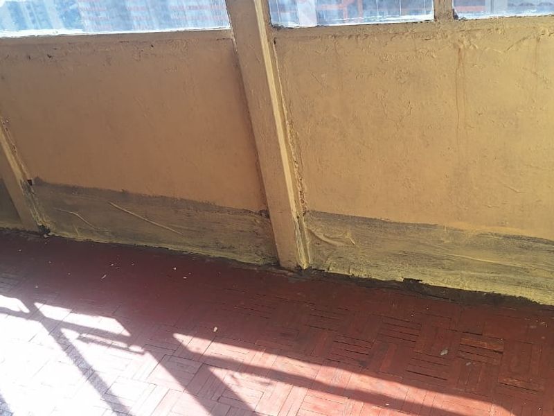 The Biggest 2 Bed In The Entire Building - Photo 5