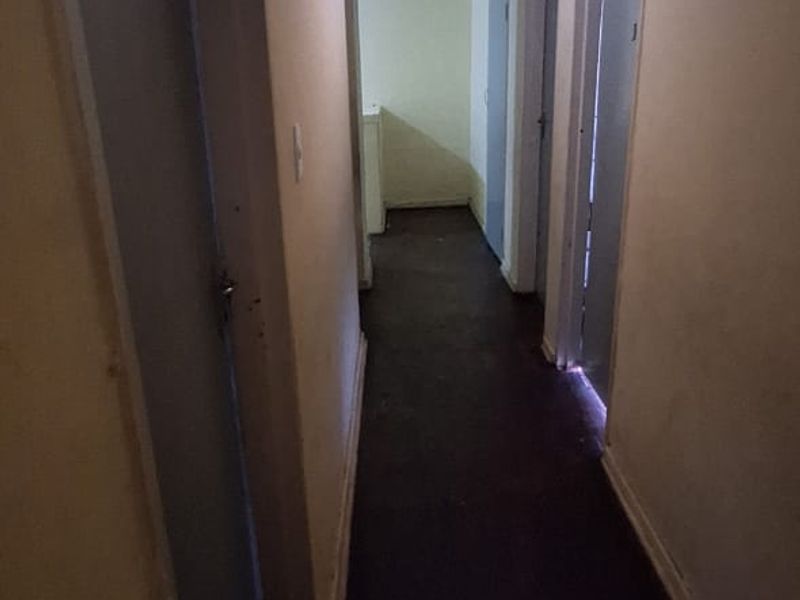 The Biggest 2 Bed In The Entire Building - Photo 10