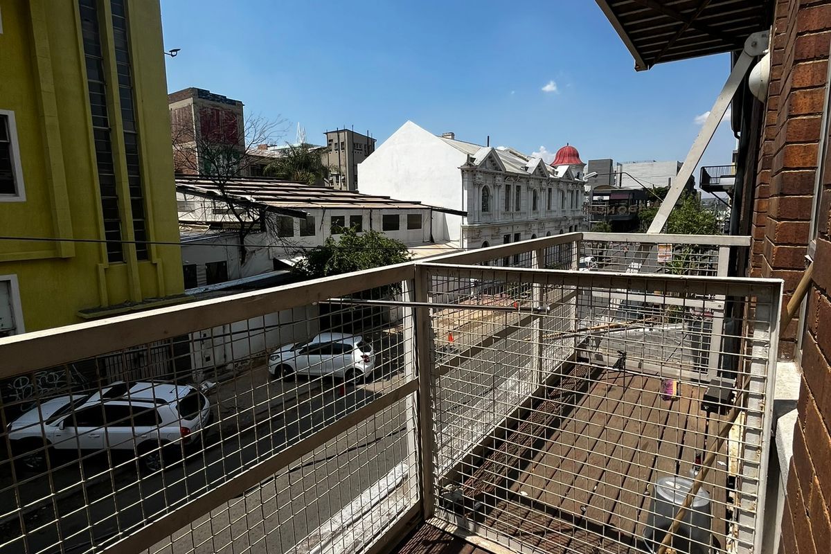 1 Bedroom Apartment For Sale In Maboneng - Photo 4