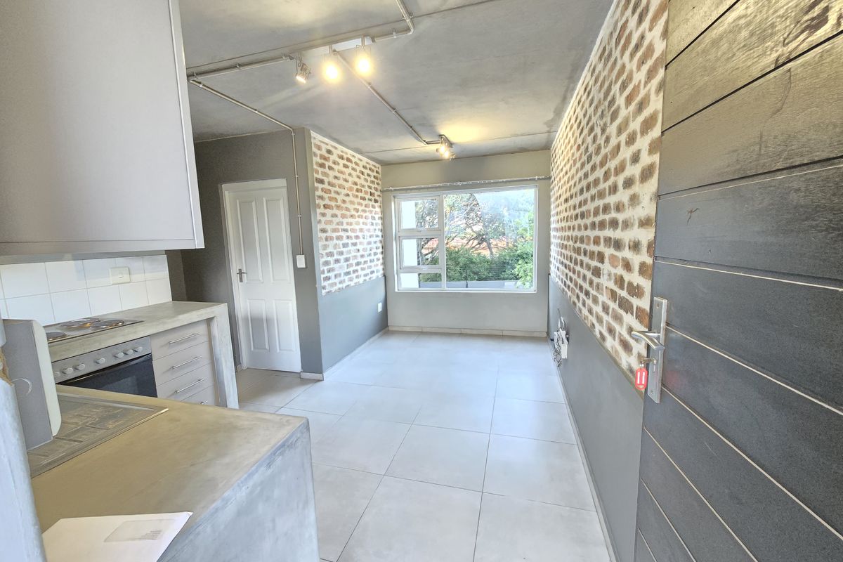 COZY HOME - Photo 4