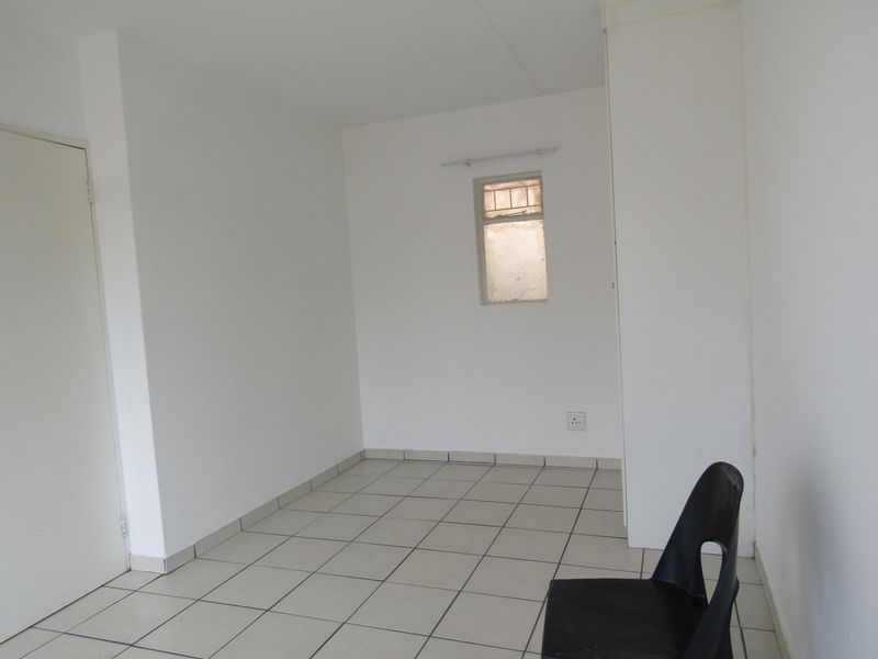 Apartment Rental Monthly In Johannesburg - Photo 3