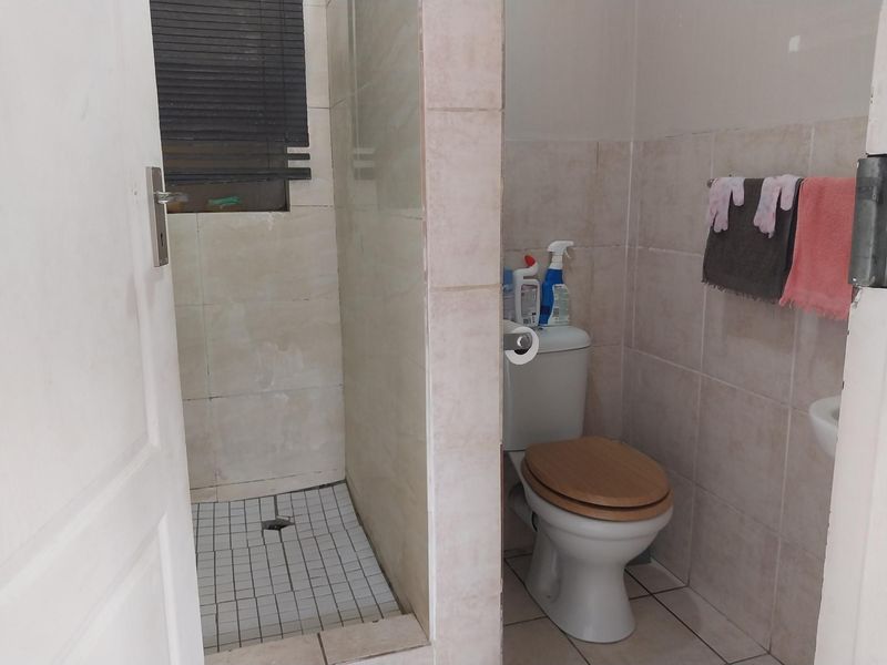 Investment Opportunity | 2 Bedroom Apartment For Sale! - Photo 10