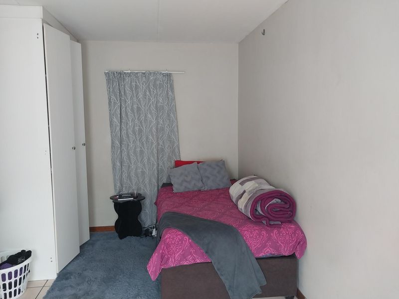 Investment Opportunity | 2 Bedroom Apartment For Sale! - Photo 8