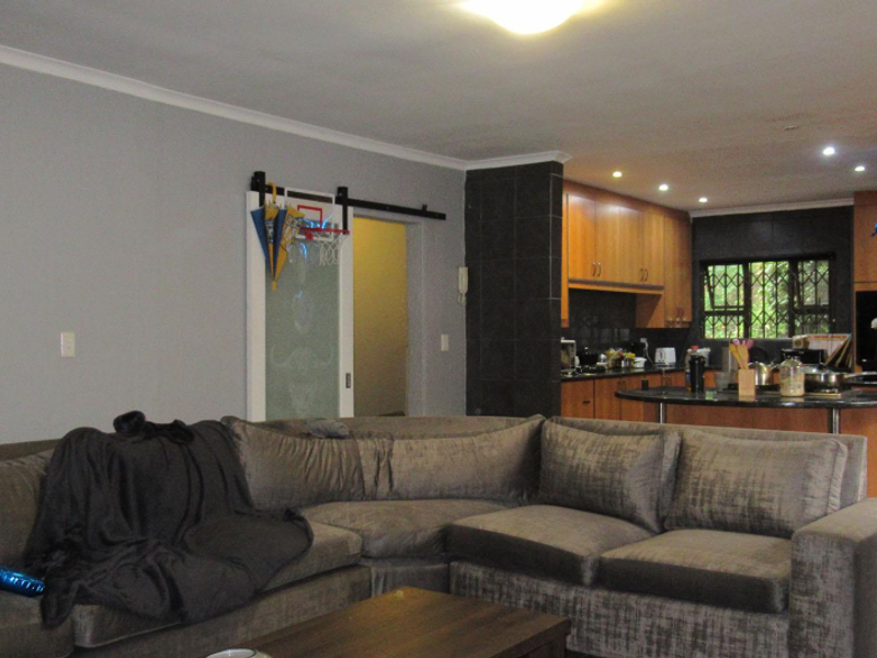 Stunning 5 Bedroom family Home in Kloofendal ,Space ,style and Potential - Photo 4