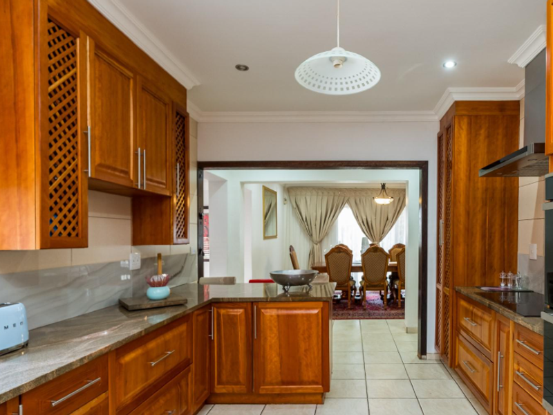 Ridgefront Home with Jacuzzi, Cottage & Beautiful Kloofendal Views - Photo 6