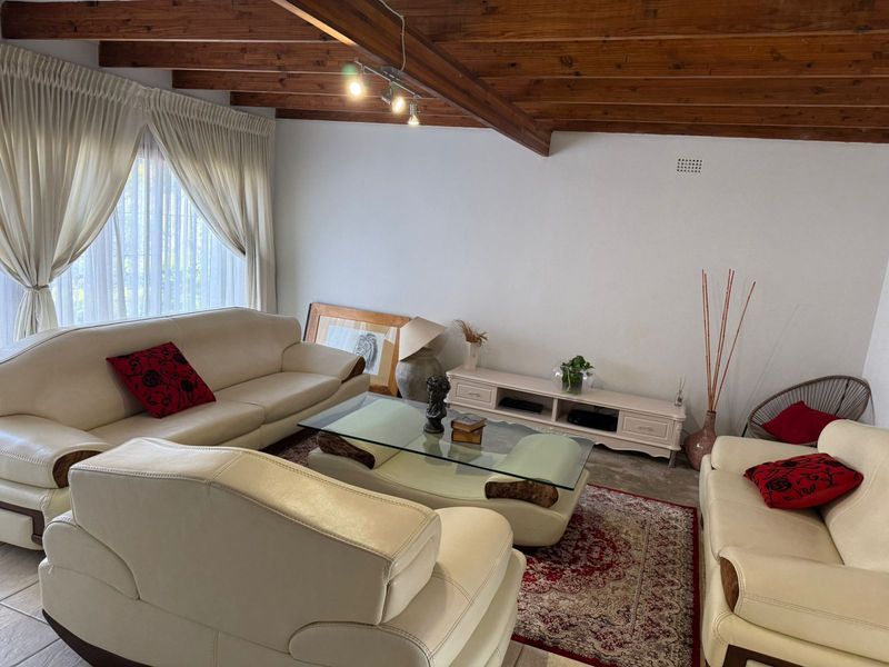 Ridgefront Home with Jacuzzi, Cottage & Beautiful Kloofendal Views - Photo 3