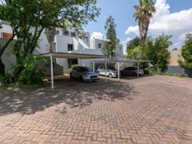 2 Bedroom Furnished Apartment To Let in Sandown, Sandton - Photo 3