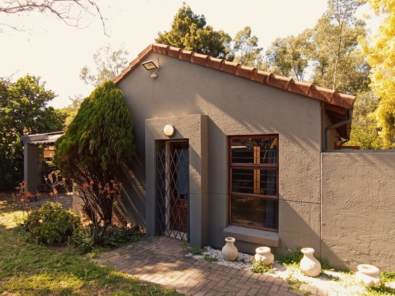 Charming Simplex on the market, Act Fast!!! - Photo 2