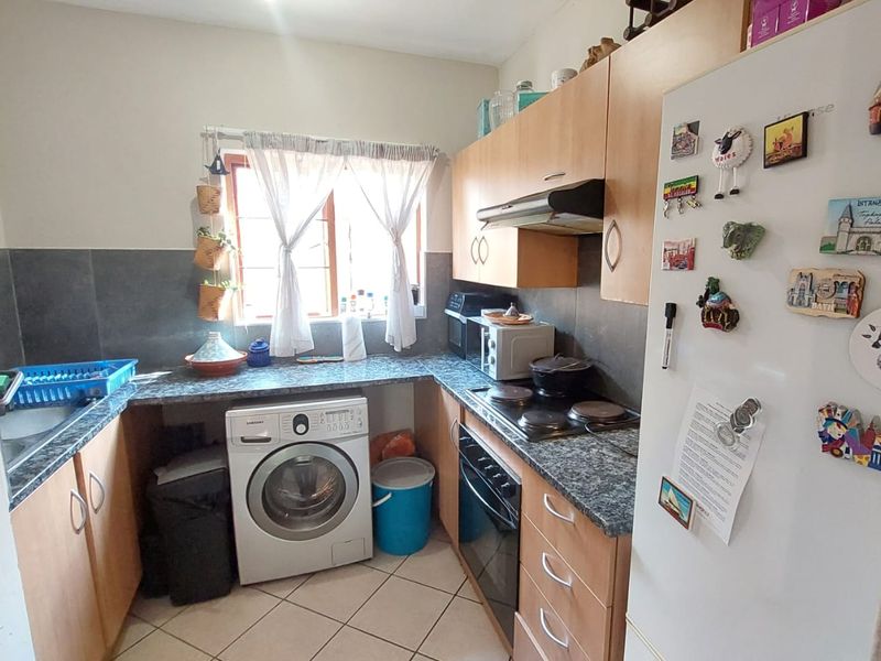 2 Bedroom 1 bath 1 Garage Duplex - Photo 7