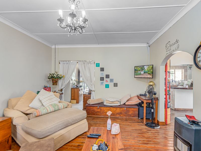 Pasive income is a bonus in this property - Photo 6