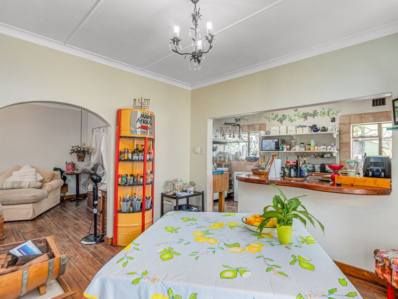 Pasive income is a bonus in this property - Photo 8