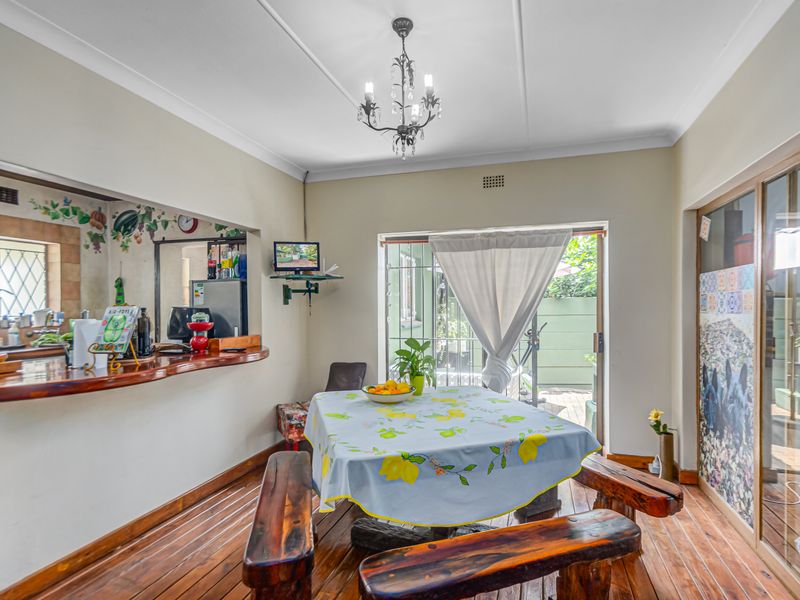 Pasive income is a bonus in this property - Photo 9