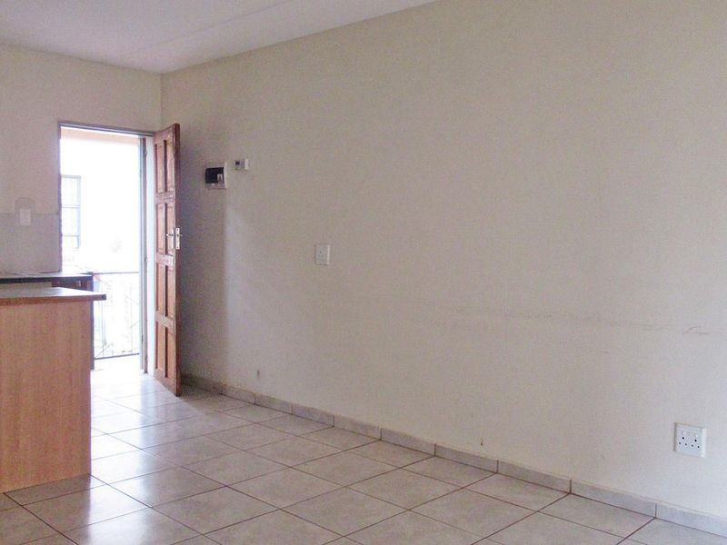 Summer Gardens - Photo 4