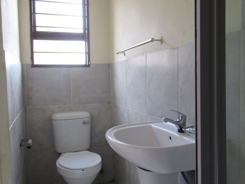 Summer Gardens - Photo 8