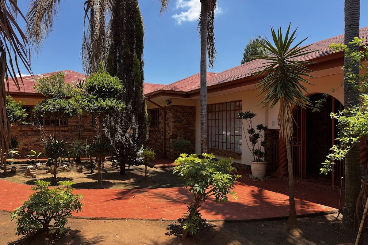 A Canvas for Your Dream Home –Transform This Spacious Ninapark Property Into Something Extraordinary - Photo 2