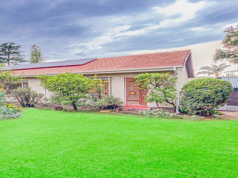 1 Bedroom Garden Cottage To Let in Kensignton B, Randburg - Photo 2