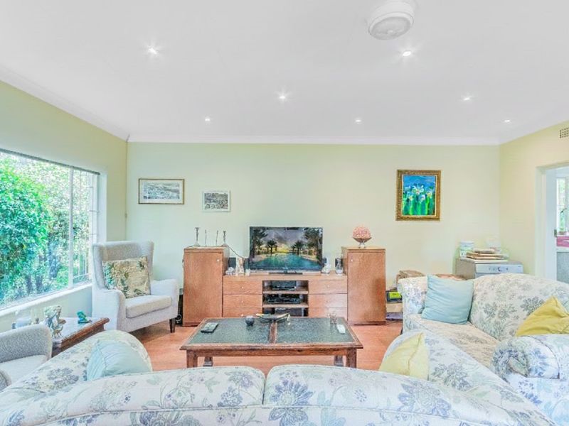 1 Bedroom Garden Cottage To Let in Kensignton B, Randburg - Photo 4