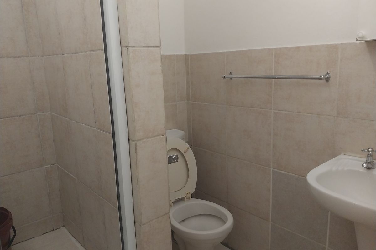 2 Bedroom Apartment For Sale In Auckland Park - Photo 3