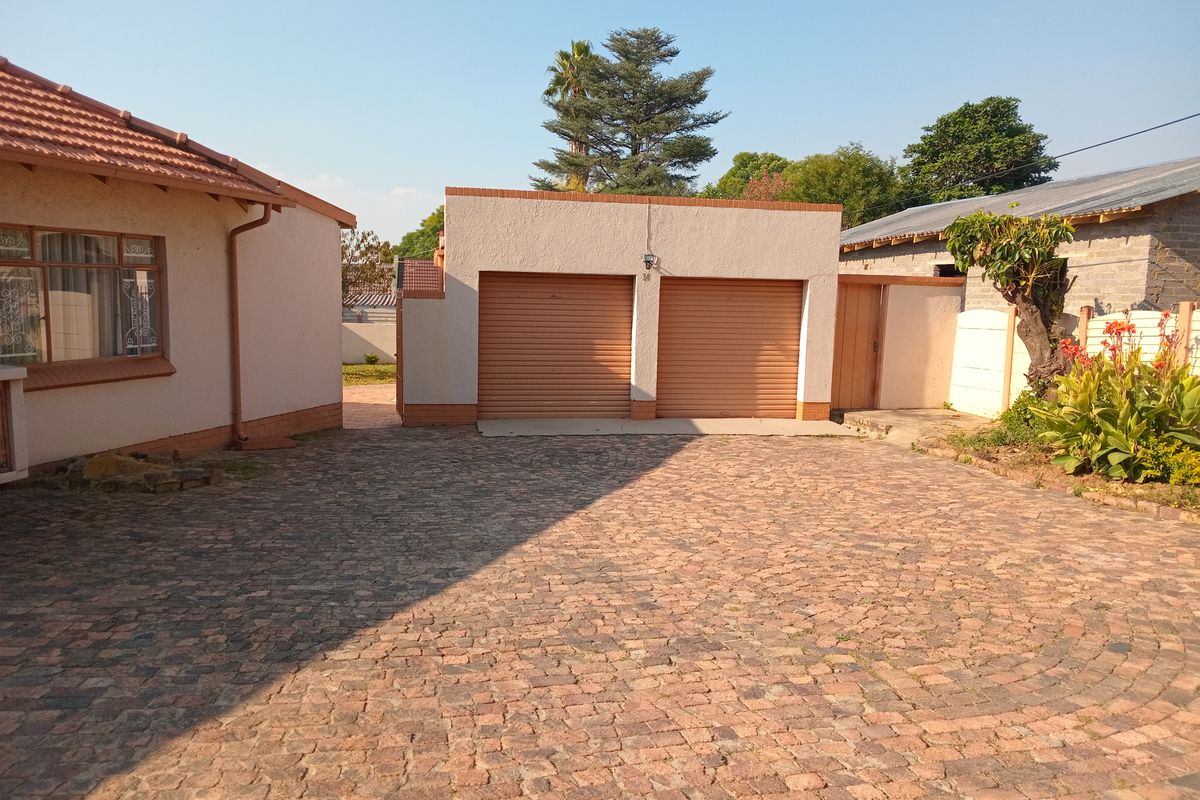 House For Sale - Photo 3