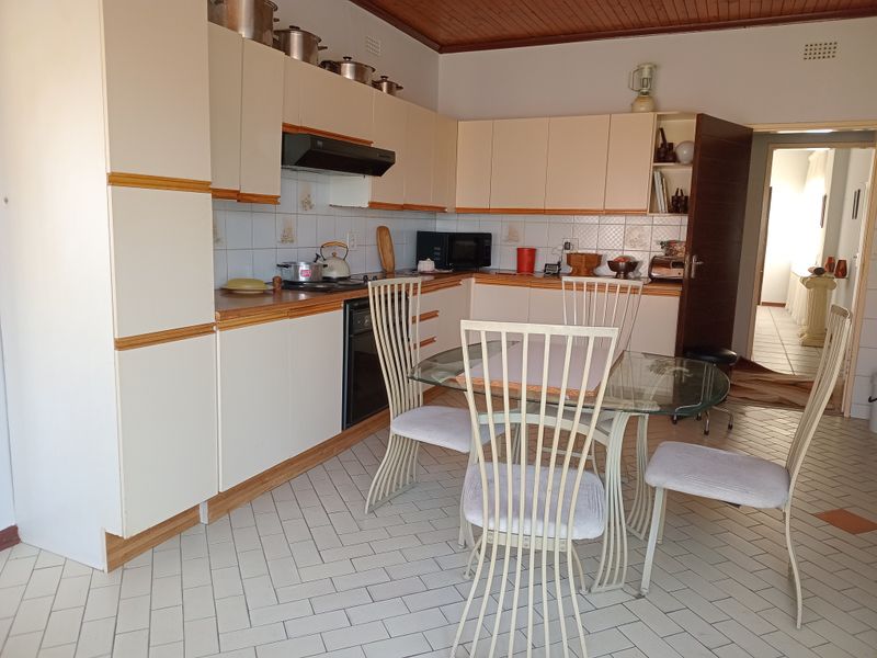 House For Sale - Photo 6