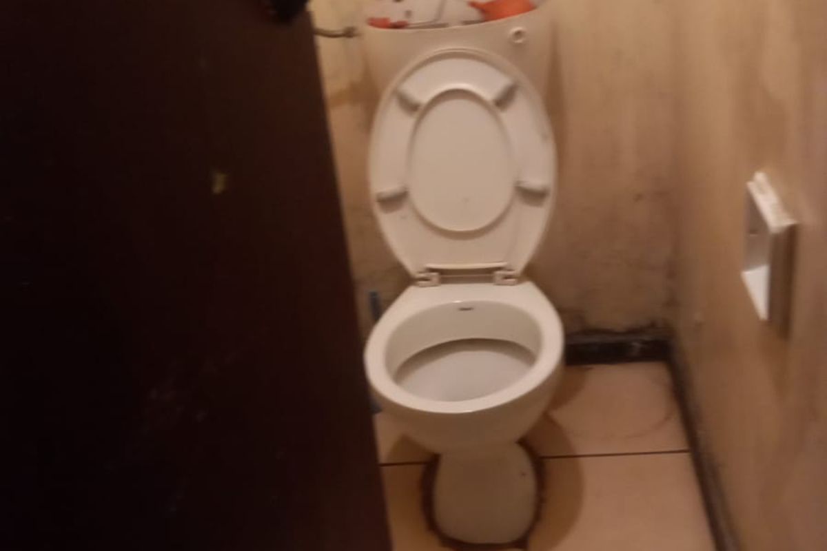 2 Bedroom Apartment For Sale In Hillbrow - Photo 3