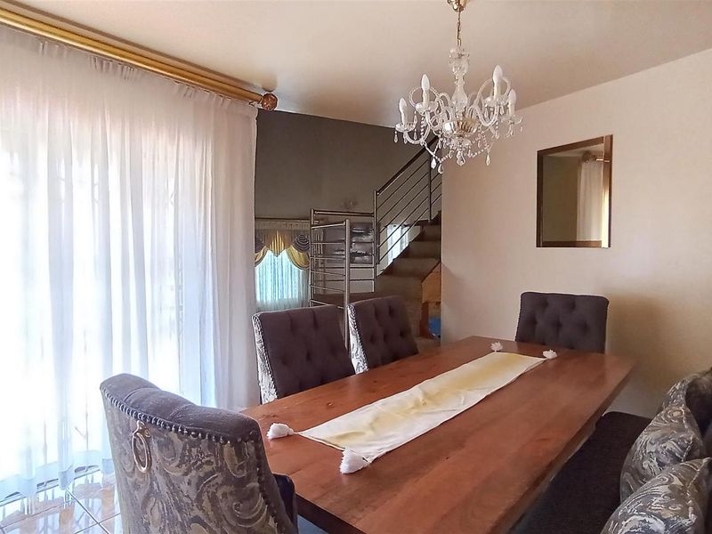 3 Bedroom House for sale in Amandasig - Photo 8