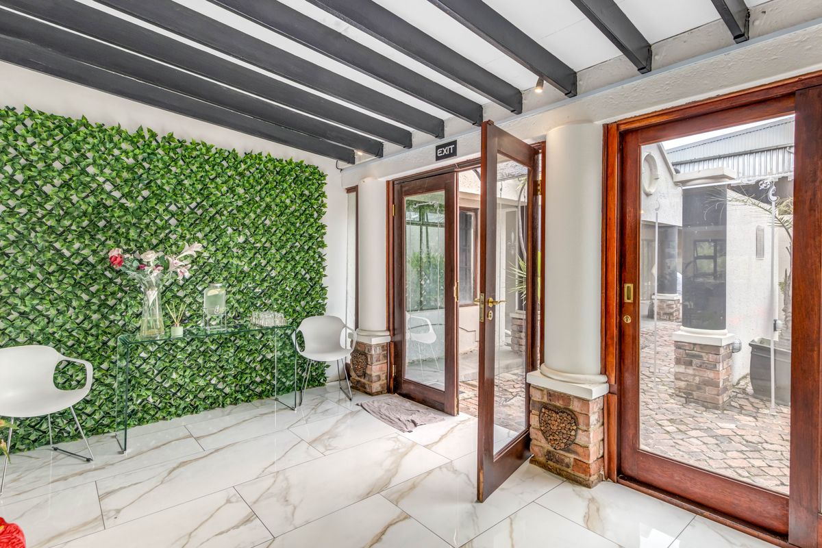 Prime Investment Opportunity: Wellness Retreat & Commercial Property for Sale - Photo 5