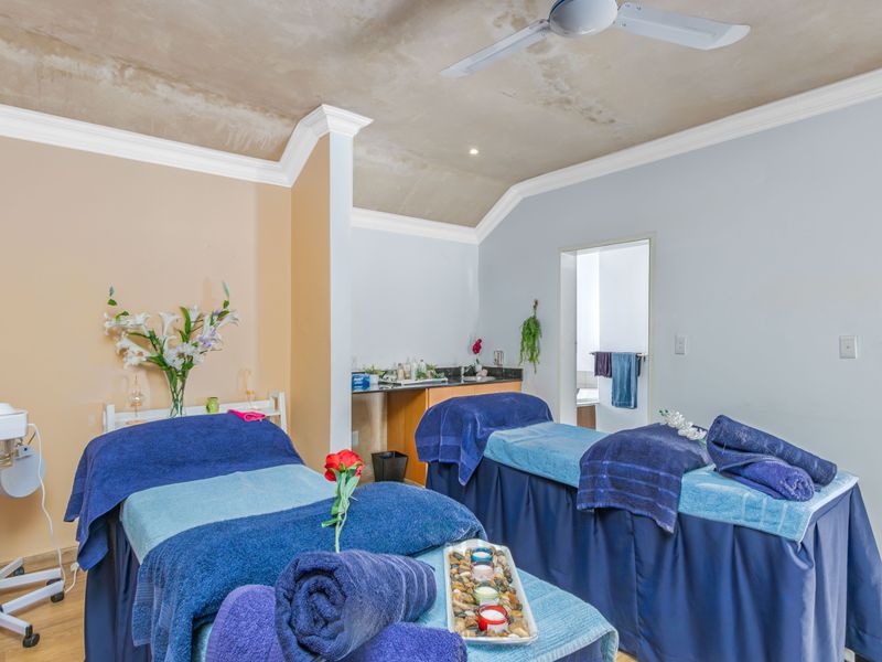 Prime Investment Opportunity: Wellness Retreat & Commercial Property for Sale - Photo 9