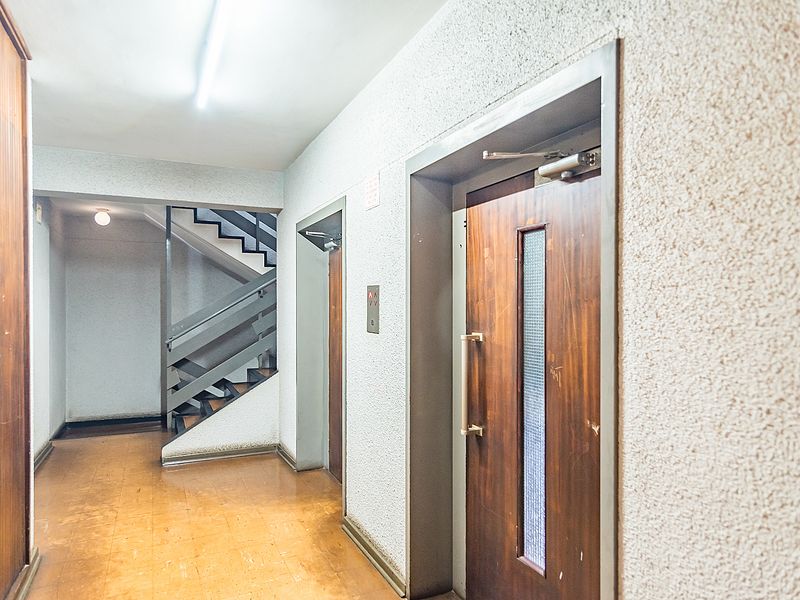 SPACIOUS 1-BEDROOM APARTMENT – PLEIN STREET, JOHANNESBURG CBD - Photo 3