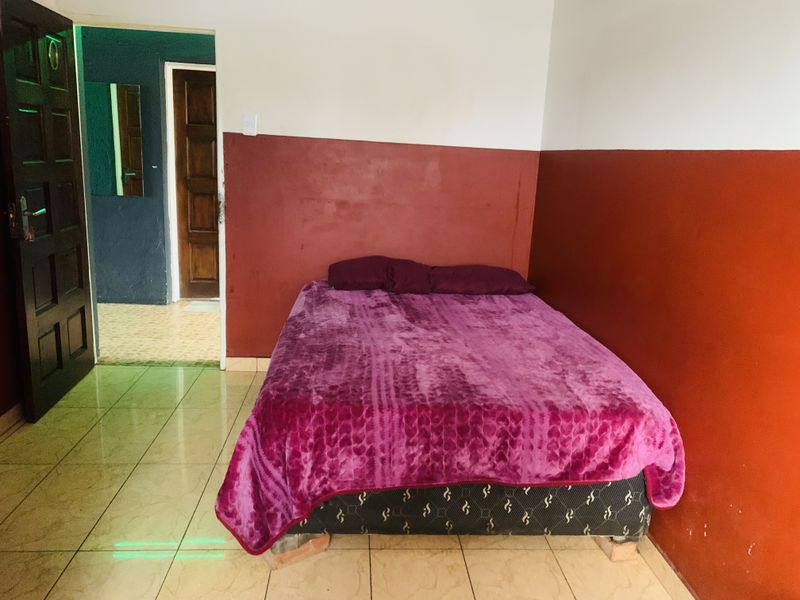 House For Sale In Johannesburg - Photo 5