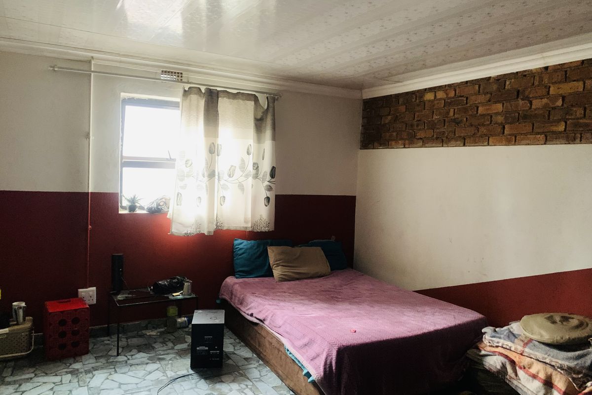 House For Sale In Johannesburg - Photo 3